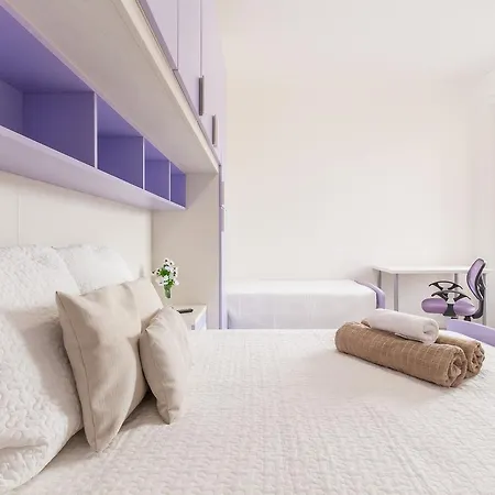 Alessia's Flat- Veneziano 2 شقة ميلان